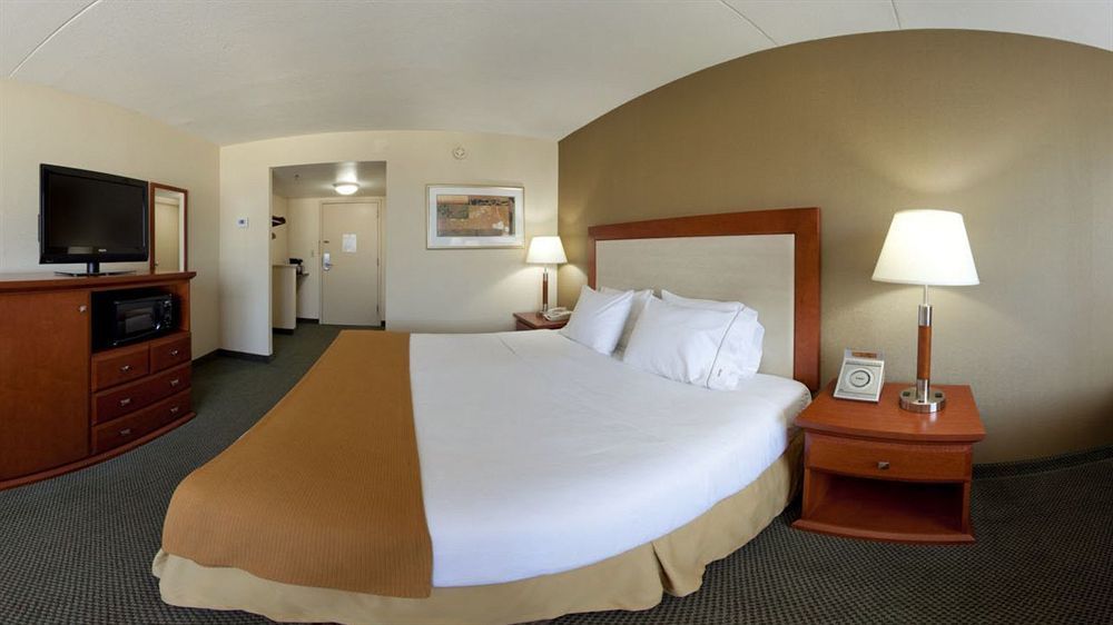 Holiday Inn Express Exton - Great Valley By Ihg Экстерьер фото